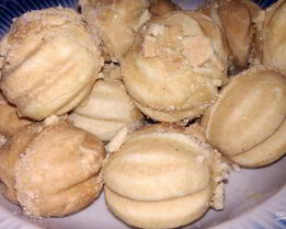 Домашние орешки со сгущенкой