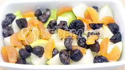 фрукты запеченные в медовом сиропе