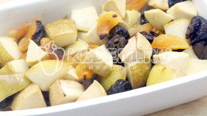 фрукты запеченные в медовом сиропе