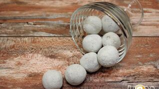 Чечевичные конфеты с миндалем