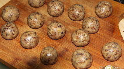 конфеты ореховые шарики