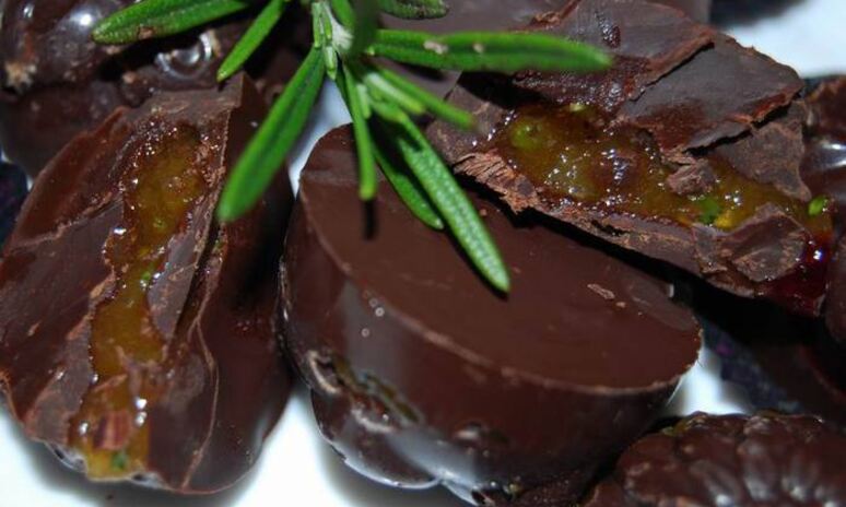 Рецепт конфеты с абрикосом и розмарином