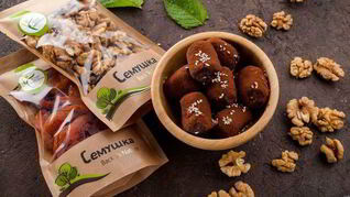 Конфеты с курагой и орехами