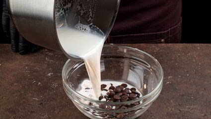 конфеты с курагой и орехами