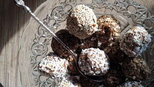 Простые конфеты из сухофруктов