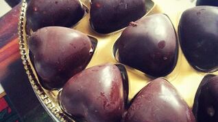 Шоколадные конфеты из подручных материалов