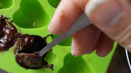 шоколадные конфеты из подручных материалов