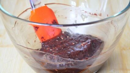 шоколадные конфеты с фундуком