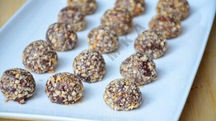 шоколадные конфеты с фундуком