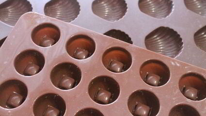 шоколадные конфеты с нутом и цукатами