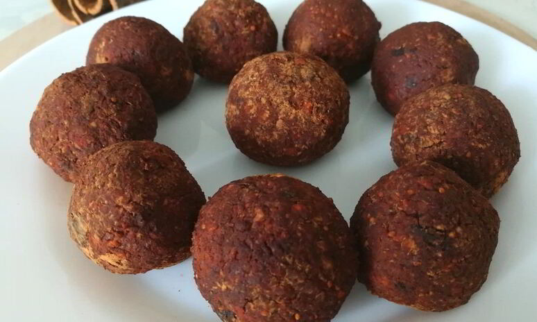 Рецепт сыроедческие конфеты из моркови, сухофруктов и орехов