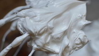 Белковый крем для бисквитного торта