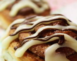 Булочки с корицей и сливочным кремом