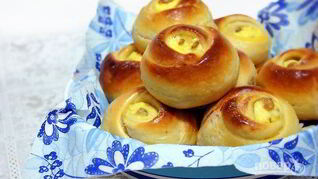 Булочки с творожным кремом