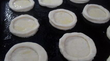 гнездышки с творожным кремом