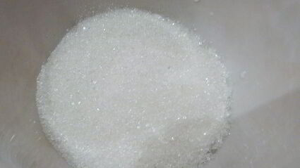 клубничная пена с ликером и бальзамическим кремом