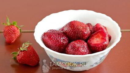 клубничный крем для торта