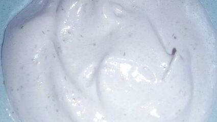 кофе с белково-клубничным кремом