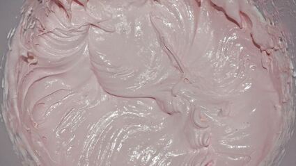 корзиночки с яблочным пюре и белковым кремом