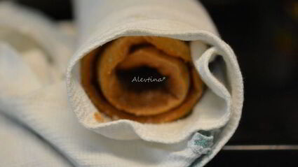 рулет со швейцарским маслянным кремом