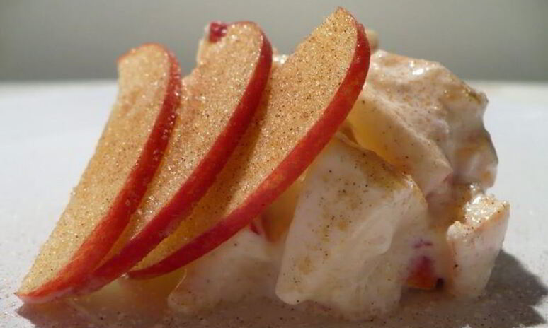 Рецепт творожный крем с яблоком и корицей