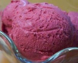 Домашнее ягодное мороженое