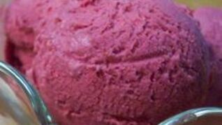 Домашнее ягодное мороженое