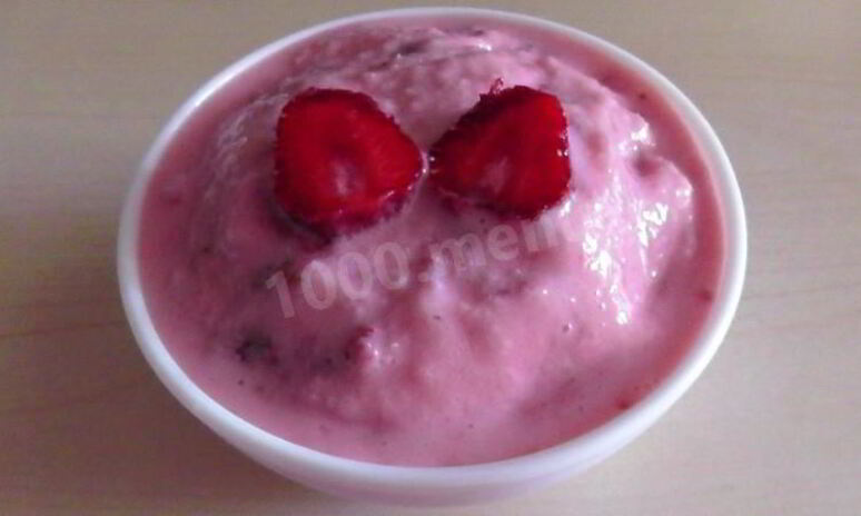 Рецепт клубничное мороженое на кефире