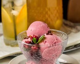Малиновое мороженое