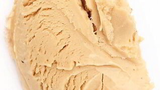 Мороженое со вкусом пряного чая масала