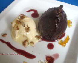 Ванильное мороженое и груша-пашот Сладкая парочка