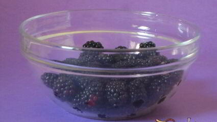 ежевика с муссом из зефира