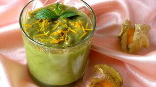 Мусс из авокадо с апельсином