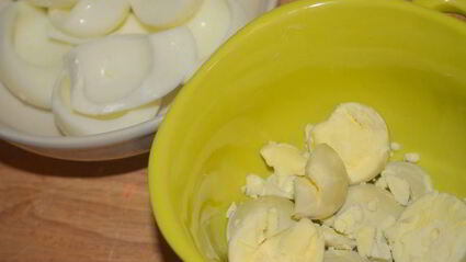 праздничный цукотто из форели с нежнейшим креветочным муссом, огурцом и сливочным кремом