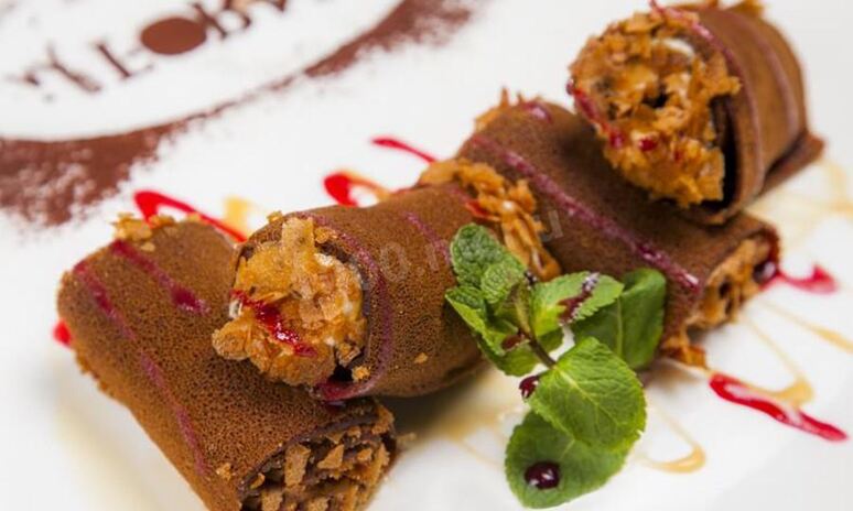 Рецепт ржаные блинчики с апельсиновым муссом и вафельной крошкой