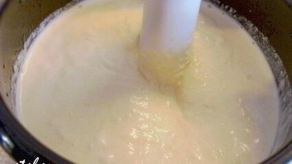 творожный мусс с ореховой нугой и шоколадным марципаном