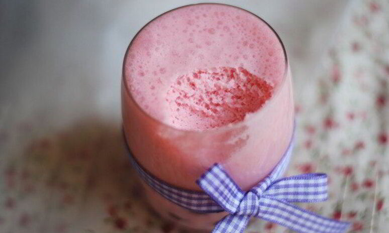 Рецепт ягодно-сметанный мусс из порошкового желе