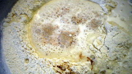 паасброд — нидерландский пасхальный хлеб