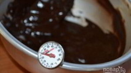 пасхальное шоколадное яйцо