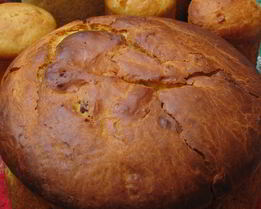 Пасхальный кулич на опаре с орехами