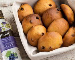 Пасхальные булочки с изюмом