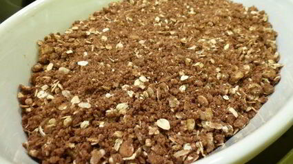 сливовый крамбл