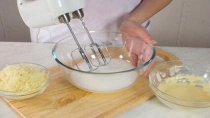 дважды запеченное суфле с козьим сыром