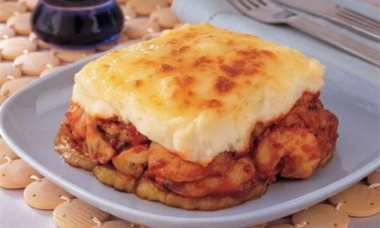 Рецепт картофельное суфле с креветками и баклажанами