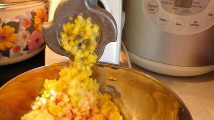 суфле из овощей под маслятами в сметане