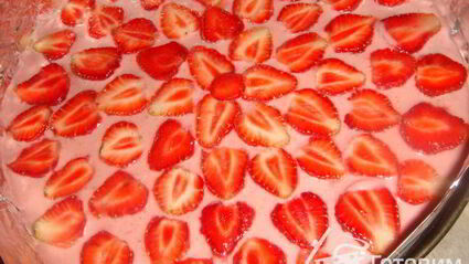 торт-суфле с клубникой