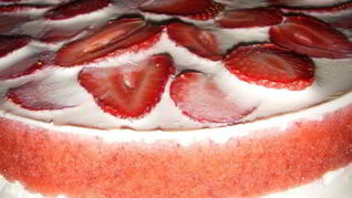 Торт-суфле Strawberry Temptation