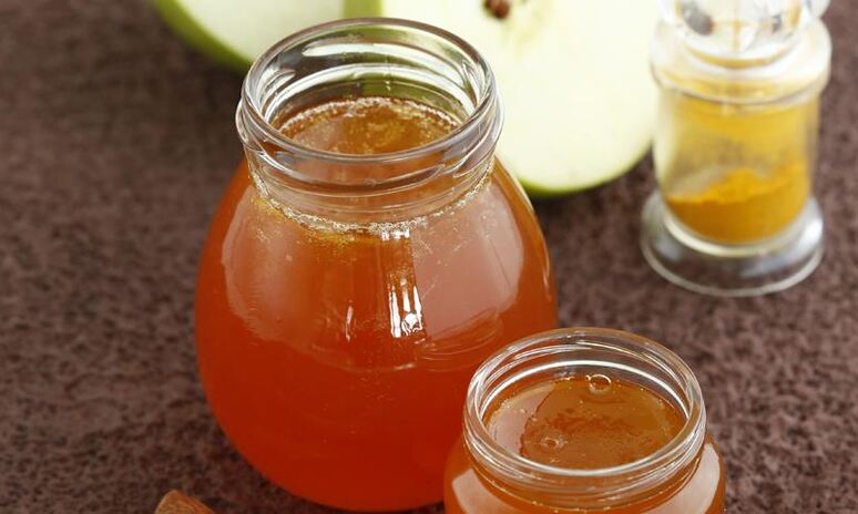 Рецепт яблочное желе с корицей и шафраном