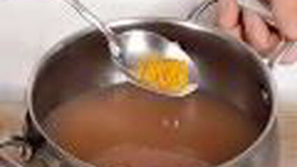 яблочное желе с корицей и шафраном