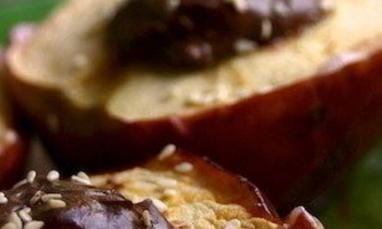 Рецепт яблоки с шоколадным сыром